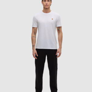 Alternative view of Nelson Pant