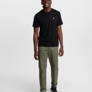 Alternative view of TreeBlend Baker T-Shirt