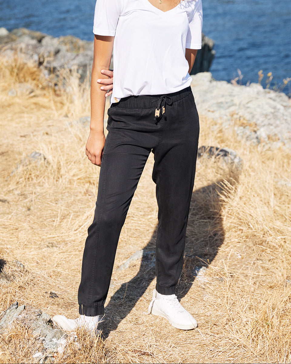 Colwood Jogger - Image 6