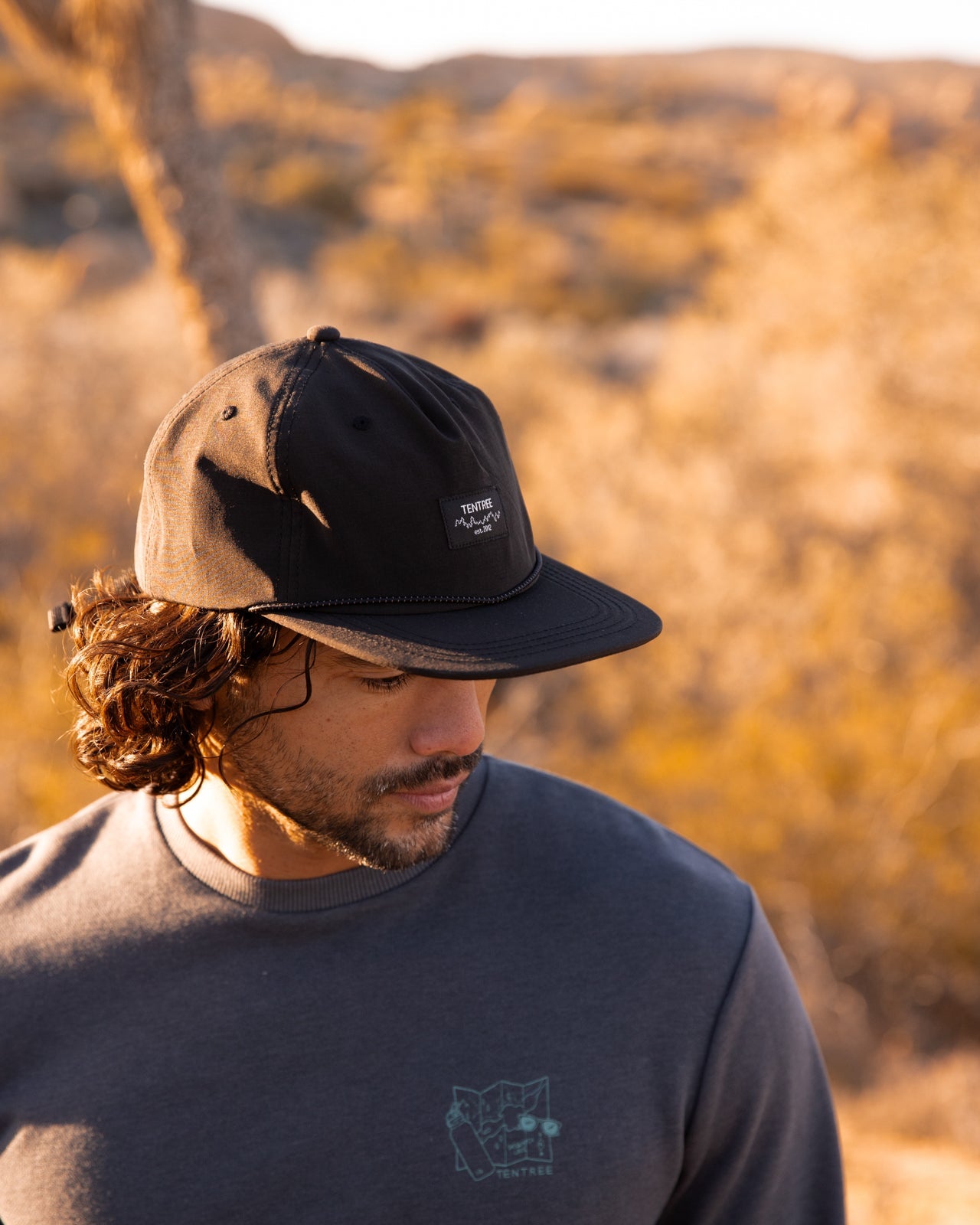 Lake Life Essentials Crew - Image 5