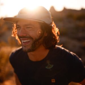 Alternative view of TreeBlend Baker T-Shirt